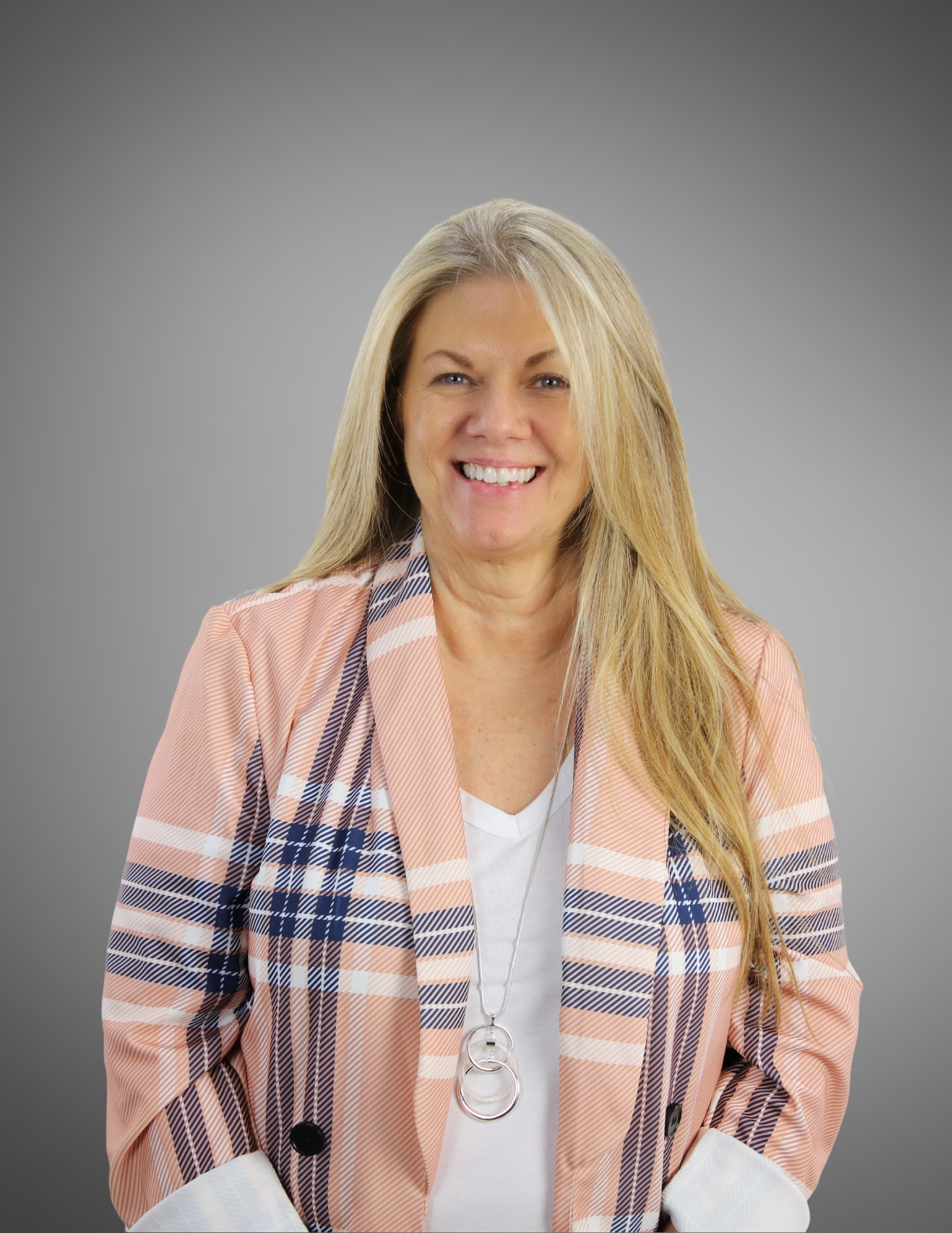 Profile photo of  Kim McClung